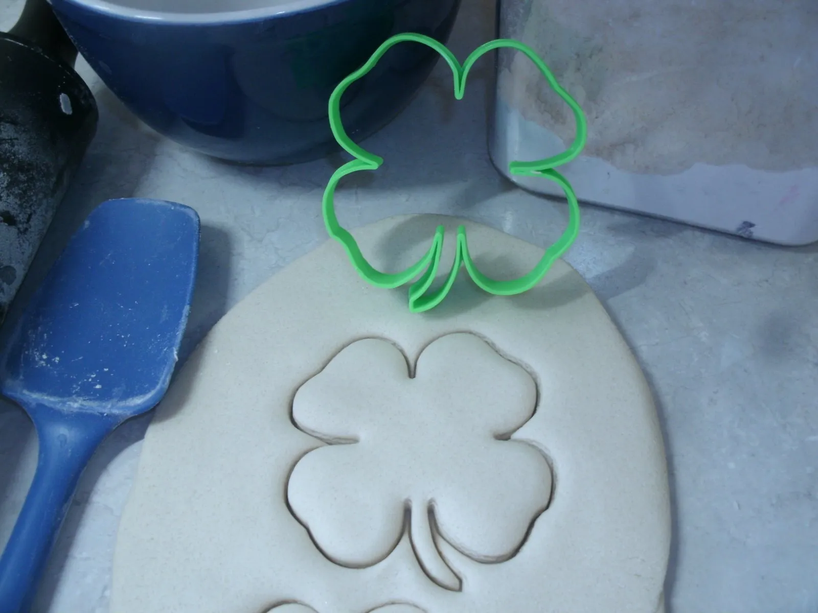 4H Clover Lucky Leaf Pledge Head Heart Health Hands Cookie Cutter USA PR2436