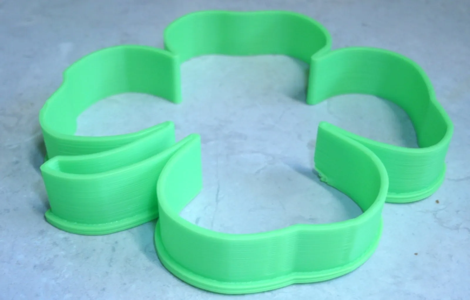 4H Clover Lucky Leaf Pledge Head Heart Health Hands Cookie Cutter USA PR2436