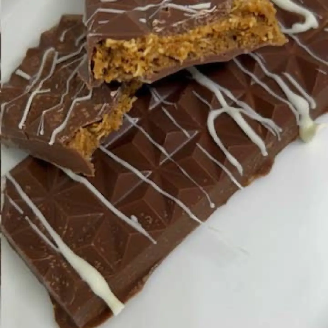 COOKIE BUTTER DUBAI CHOCOLATE BAR
