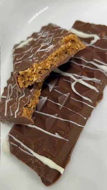 COOKIE BUTTER DUBAI CHOCOLATE BAR