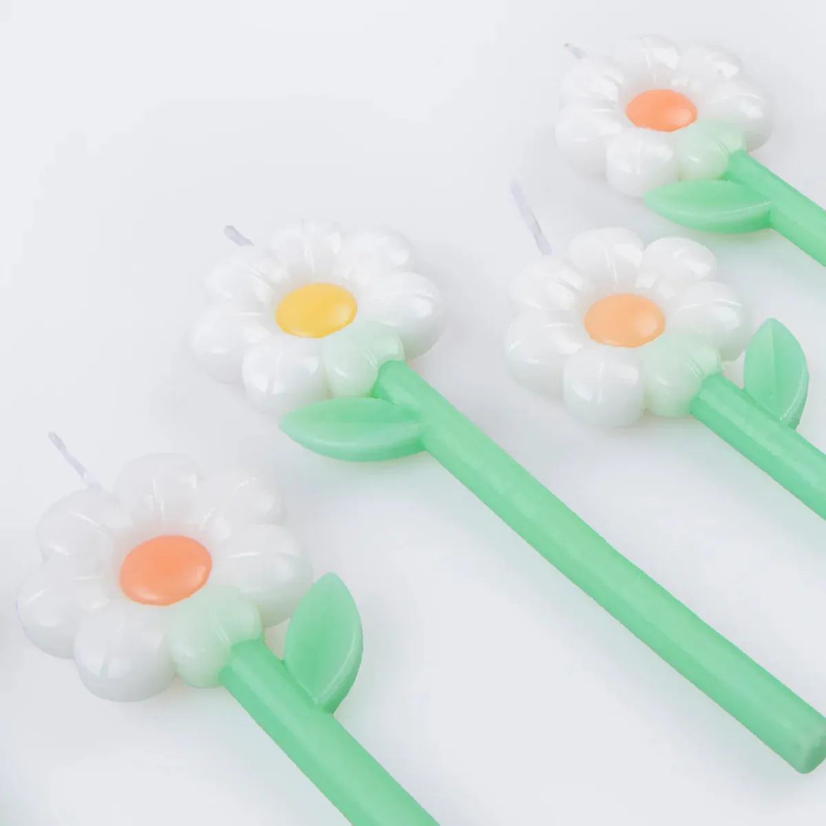 Daisy Candles (x 6)