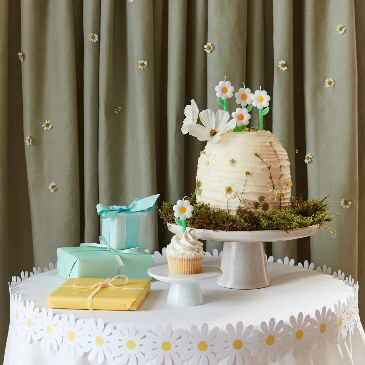 Daisy Candles (x 6)