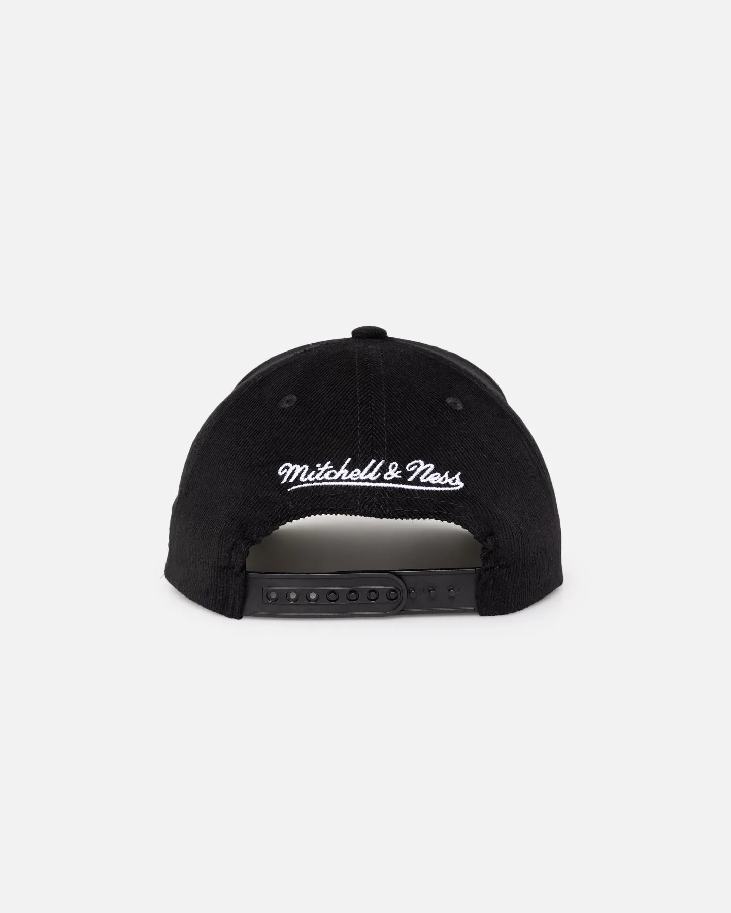 Mitchell & Ness Chicago Bulls 3 Time OG Corduroy Snapback Black