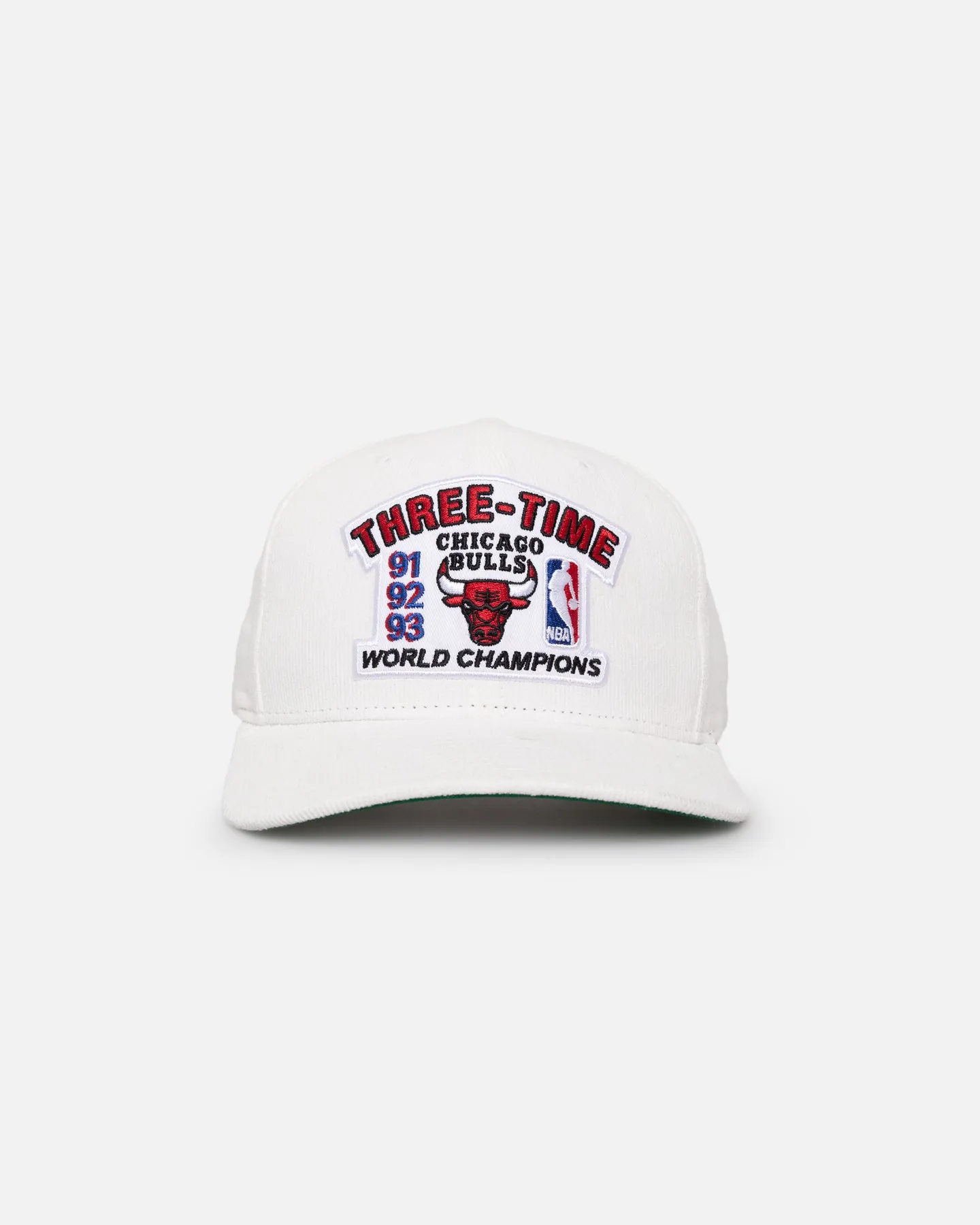 Mitchell & Ness Chicago Bulls 3 Time OG Corduroy Snapback White