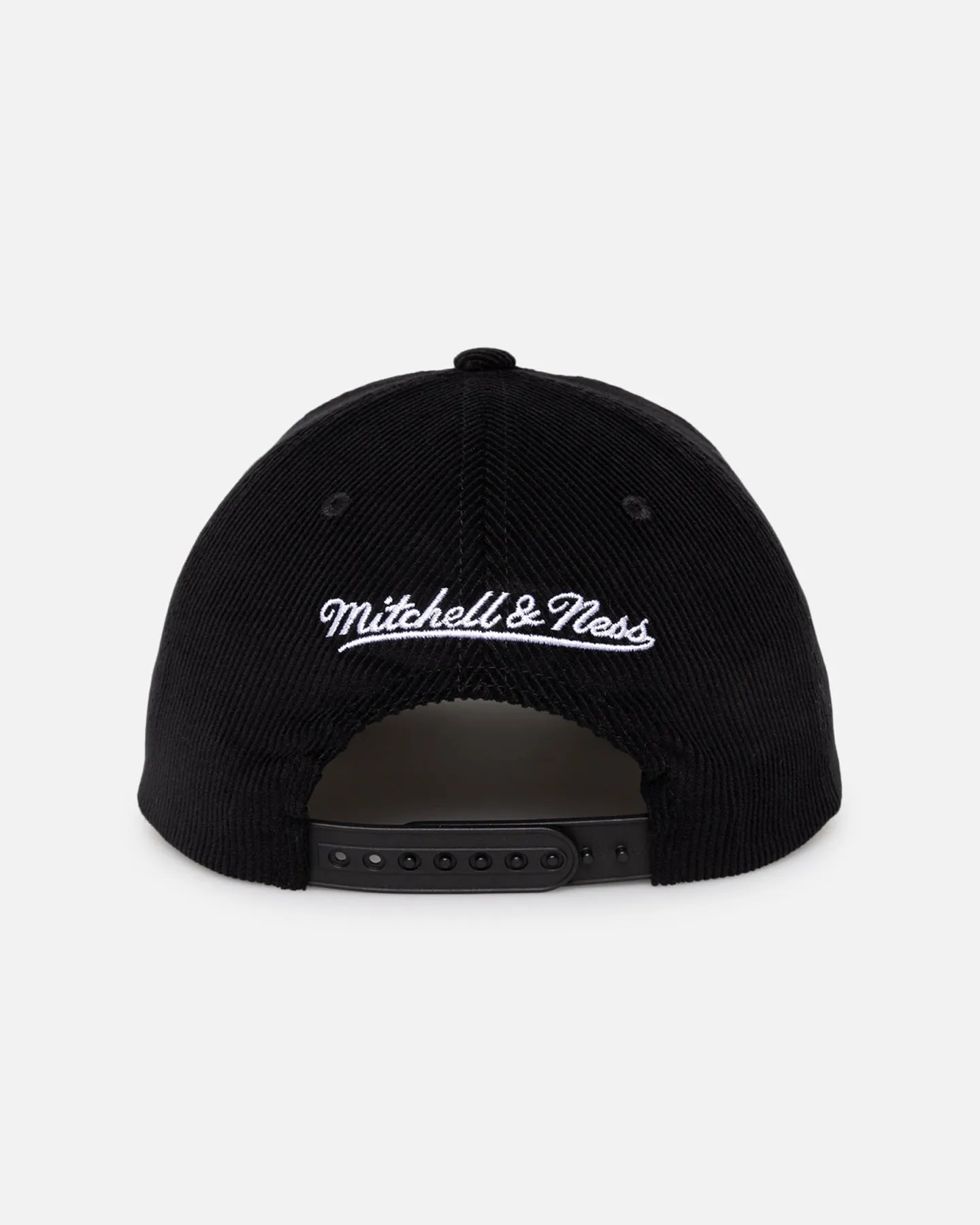 Mitchell & Ness Chicago Bulls Laguna Redline Panel Snapback Black