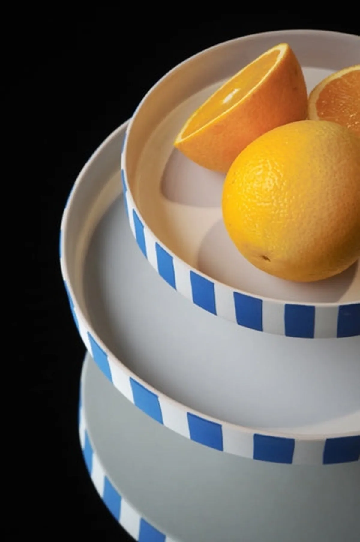 Toppu Tray Large Optic Blue