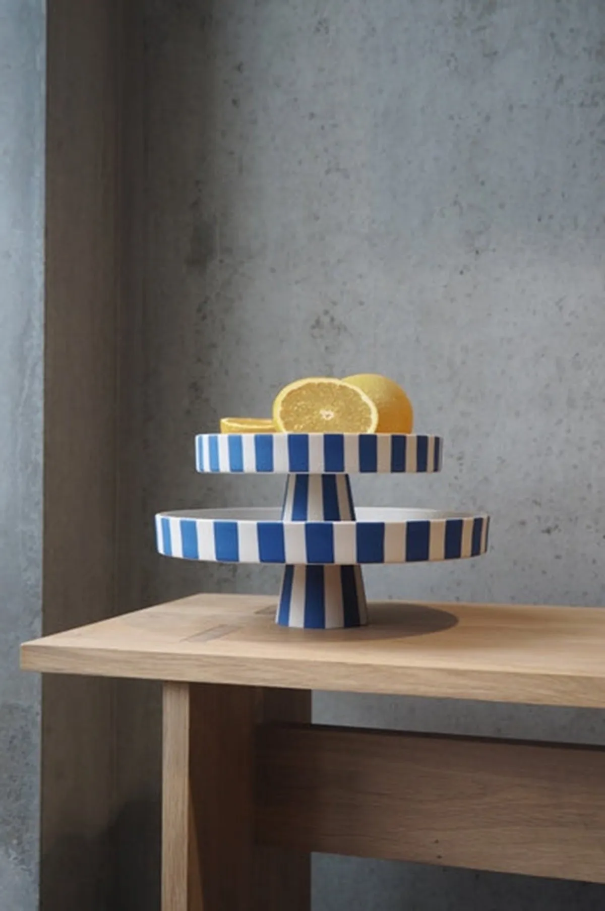 Toppu Tray Large Optic Blue